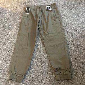 Green Cargo Pants with Zipper pocket